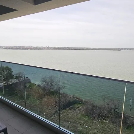 Serenity By The Lake Panoramic View Apartamento *