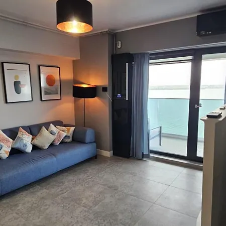 Serenity By The Lake Panoramic View Apartamento *