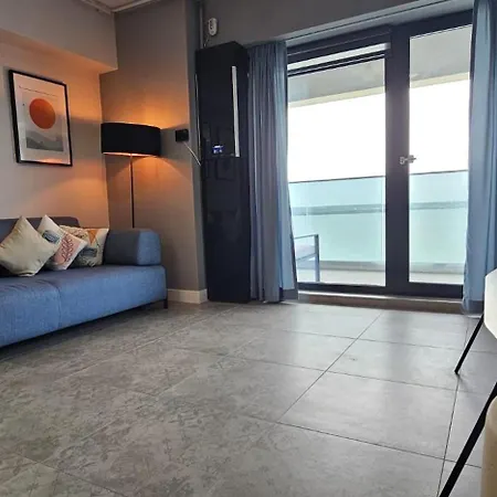 Serenity By The Lake Panoramic View Apartamento *